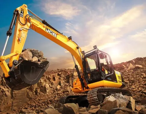 MÁY XÚC ĐÀO BÁNH XÍCH JCB 140NXT