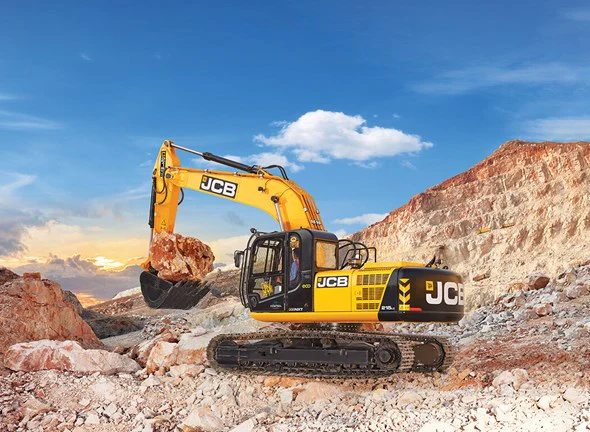  MÁY XÚC ĐÀO BÁNH XÍCH JCB 215NXT LC