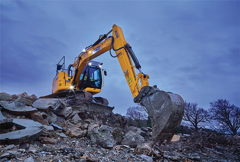 MÁY XÚC ĐÀO BÁNH XÍCH JCB 81NXT